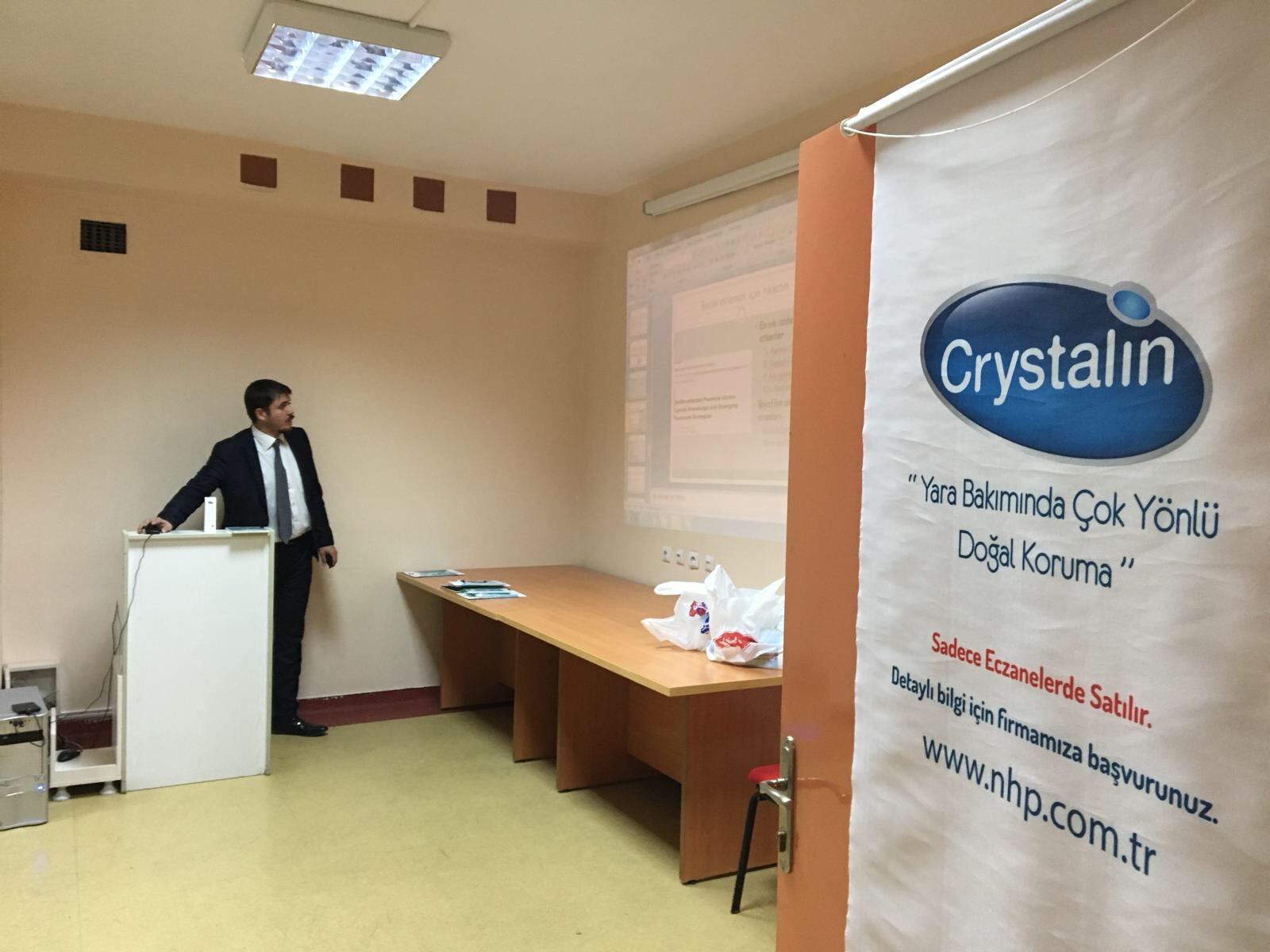 Crystalin Ürün Eğitim Toplantısı (Konya Meram Tıp Fakültesi Hastanesi - Acil Servis)