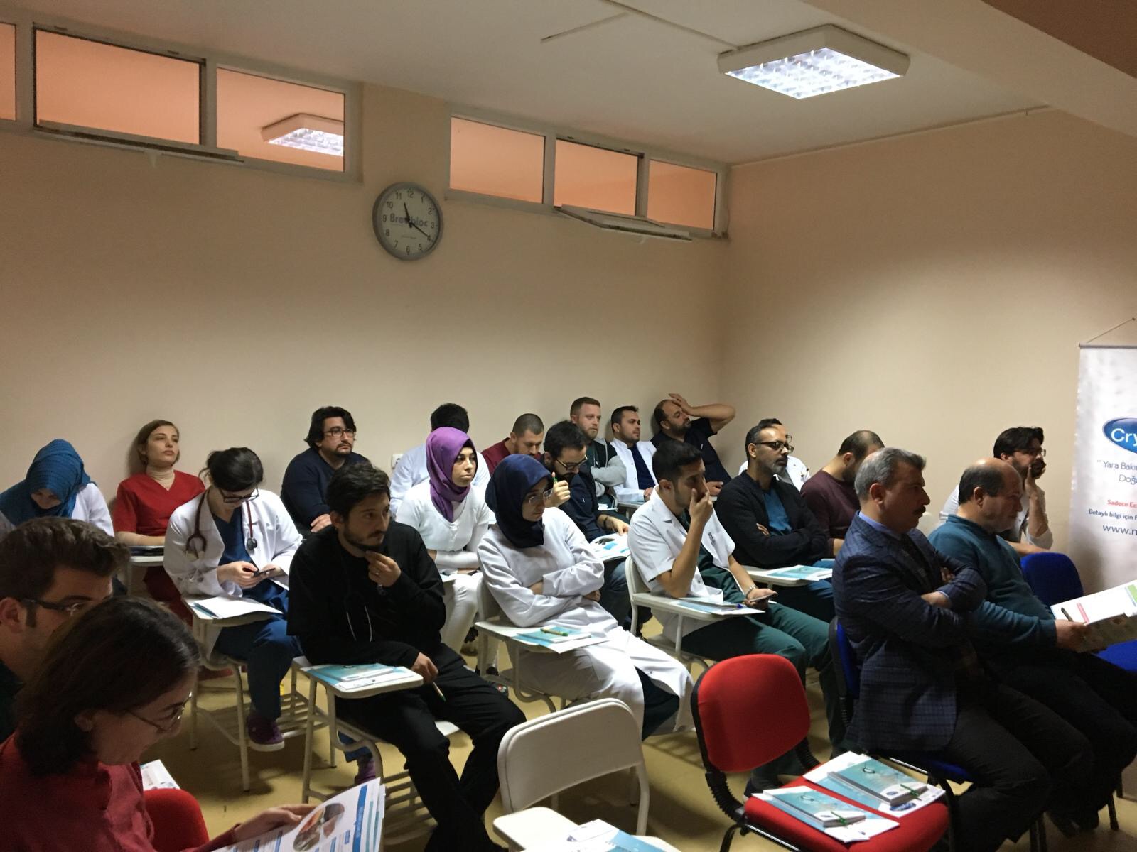 Crystalin Ürün Eğitim Toplantısı (Konya Meram Tıp Fakültesi Hastanesi - Acil Servis)