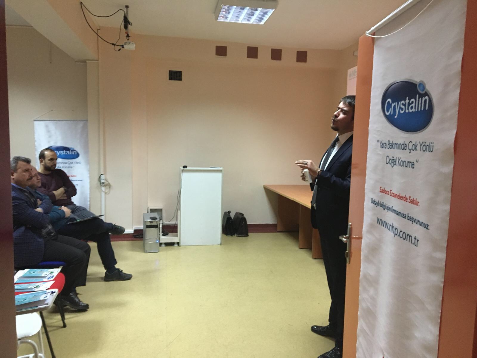 Crystalin Ürün Eğitim Toplantısı (Konya Meram Tıp Fakültesi Hastanesi - Acil Servis)