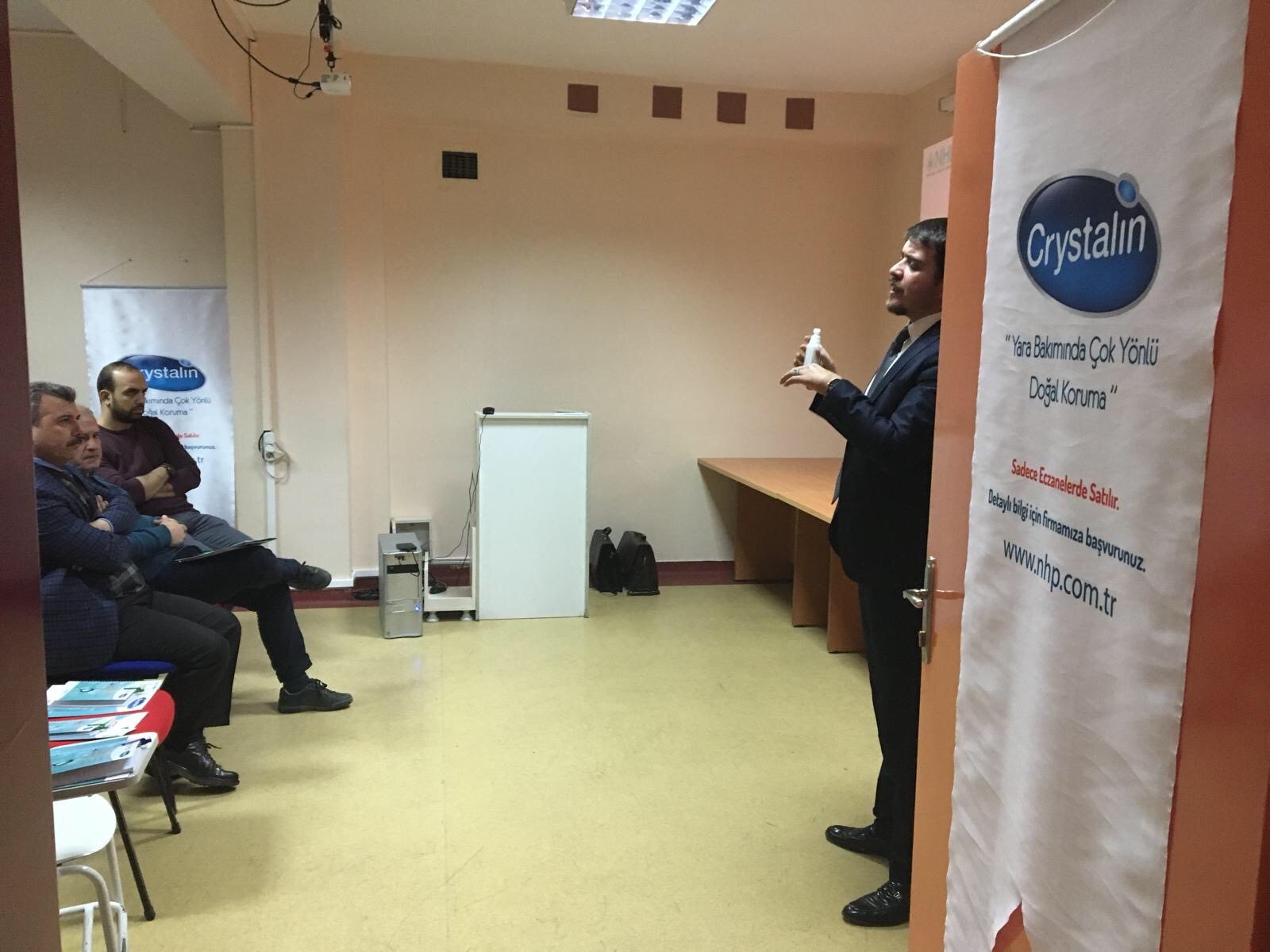 Crystalin Ürün Eğitim Toplantısı (Konya Meram Tıp Fakültesi Hastanesi - Acil Servis)